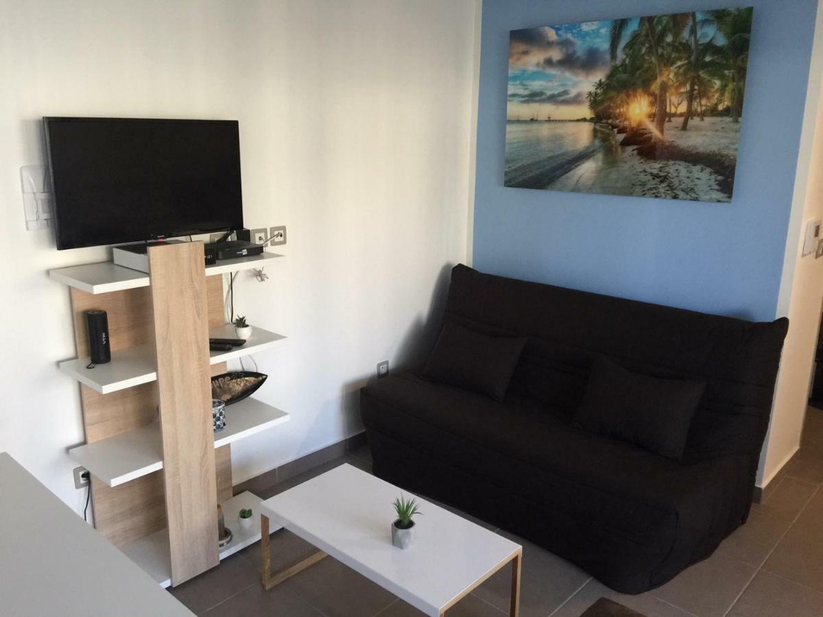 Beau Studio Proche De La Mer Льо Мул Екстериор снимка